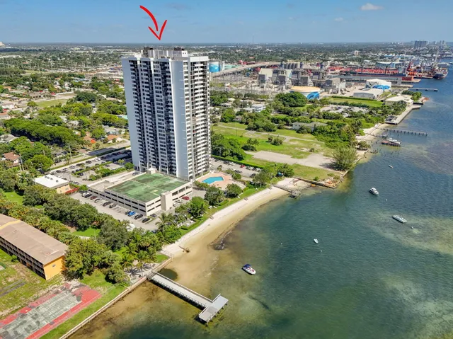 $350,000 | 5600 North Flagler Drive, Unit 2703, West Palm Beach, FL 33407