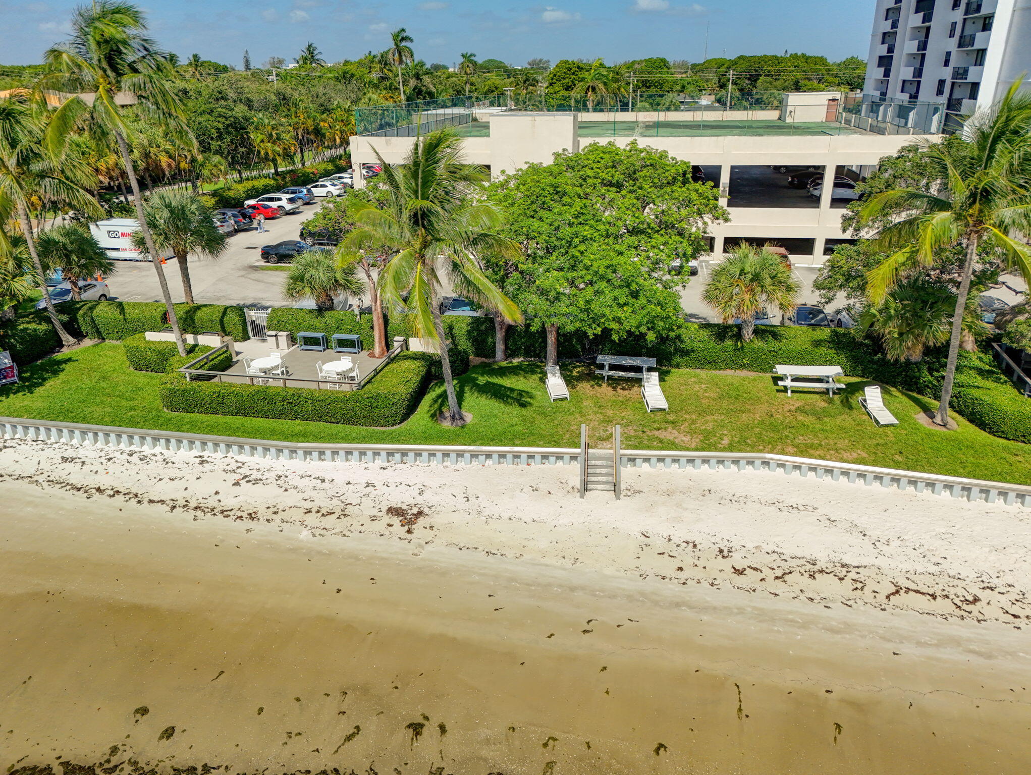 5600 North Flagler Drive, Unit 2703 West Palm Beach, FL 33407 - Photo 60 of 60 a view of a yard with an trees
