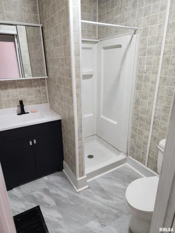 $38,900 | 611 West Cherry Street, Carbondale, IL 62901