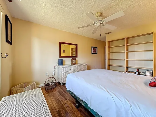 $179,900 | 510 Windrush Bay Drive, Tarpon Springs, FL 34689