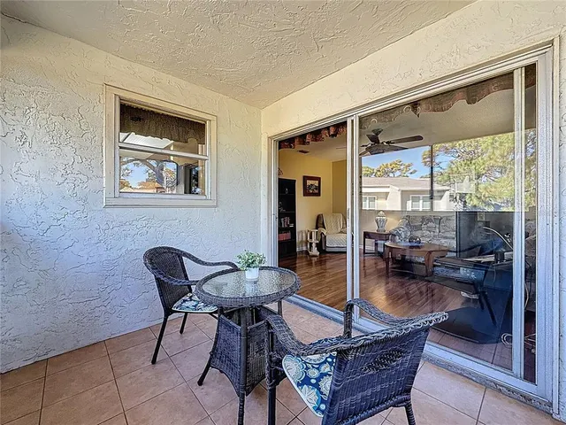 $179,900 | 510 Windrush Bay Drive, Tarpon Springs, FL 34689