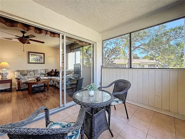 $179,900 | 510 Windrush Bay Drive, Tarpon Springs, FL 34689