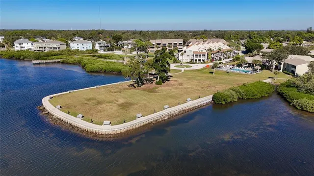 $179,900 | 510 Windrush Bay Drive, Tarpon Springs, FL 34689