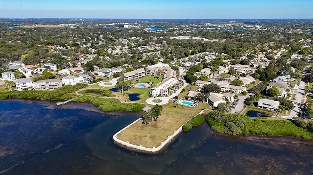 $179,900 | 510 Windrush Bay Drive, Tarpon Springs, FL 34689