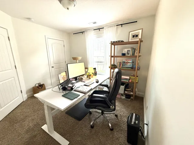 $1,600 | 607 Hollow Crest, Clarksville, TN 37042