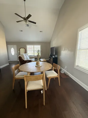 $1,600 | 607 Hollow Crest, Clarksville, TN 37042