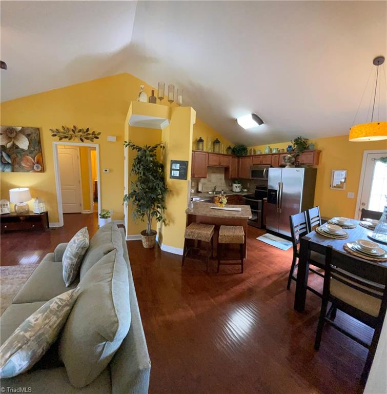 224 Mize Road Lexington, NC 27295 - Photo 2 of 25 Kitchen