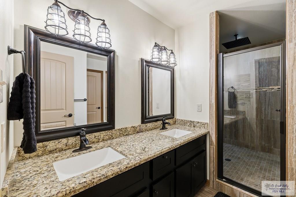 21209 Briggs Coleman Road Harlingen, TX 78550 - Photo 4 of 15