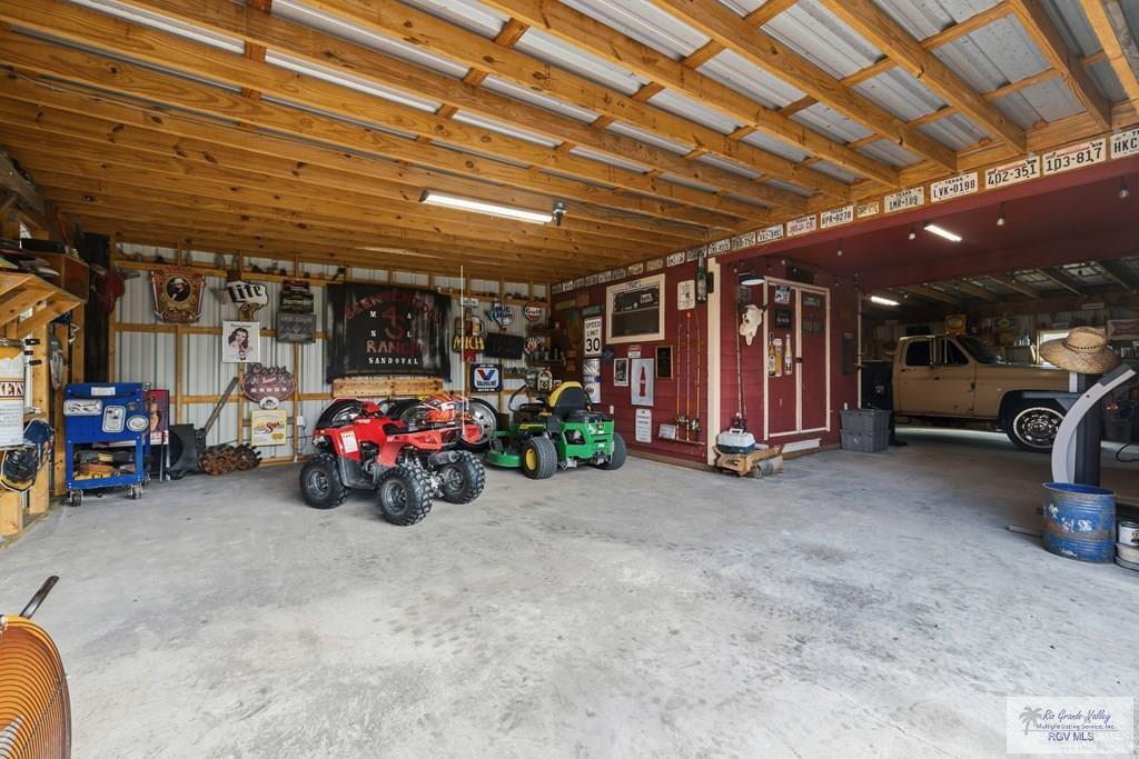 21209 Briggs Coleman Road Harlingen, TX 78550 - Photo 7 of 15