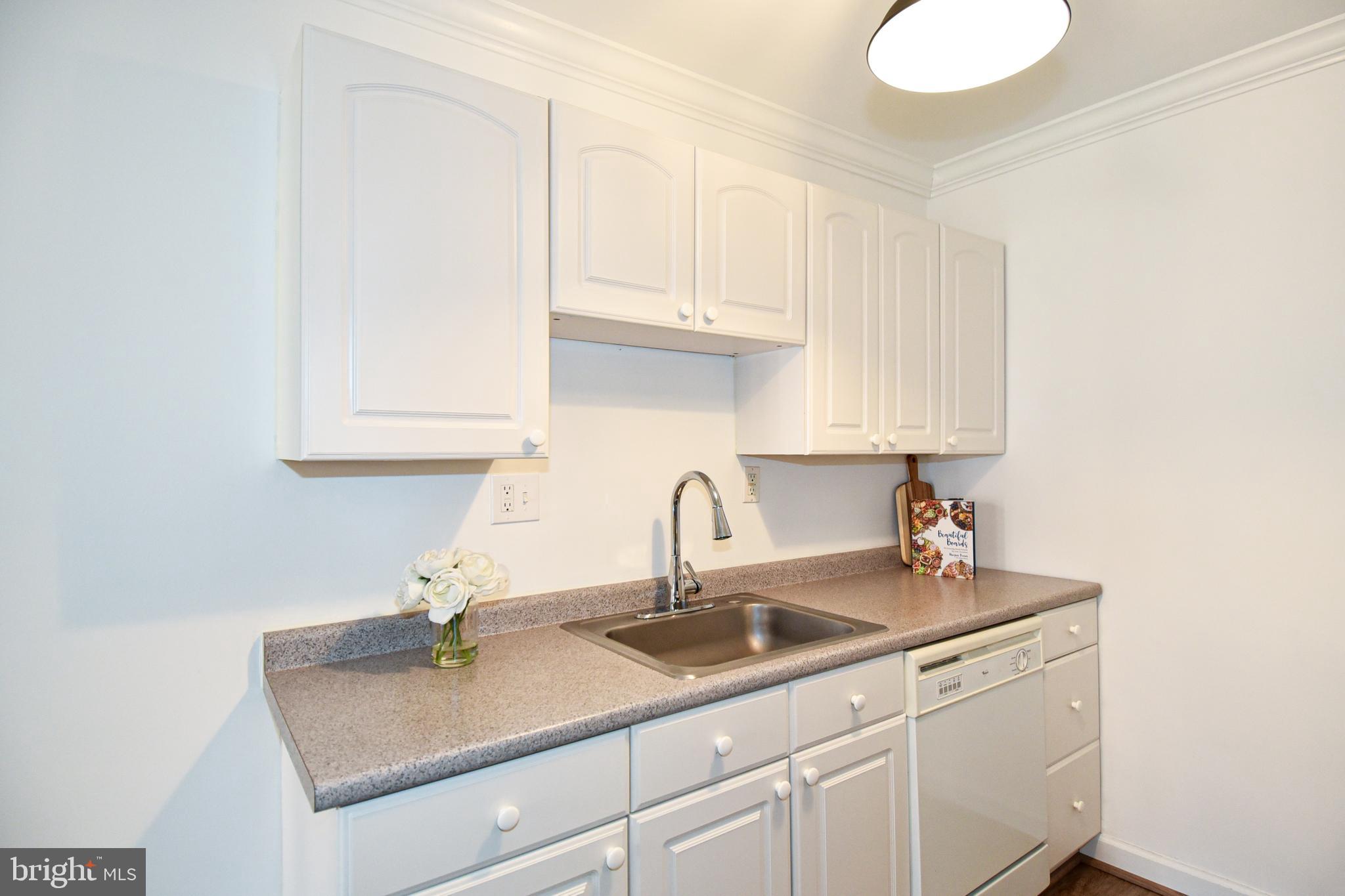 2325 42nd Street Northwest, Unit 320 Washington, DC 20007 - Photo 8 of 26