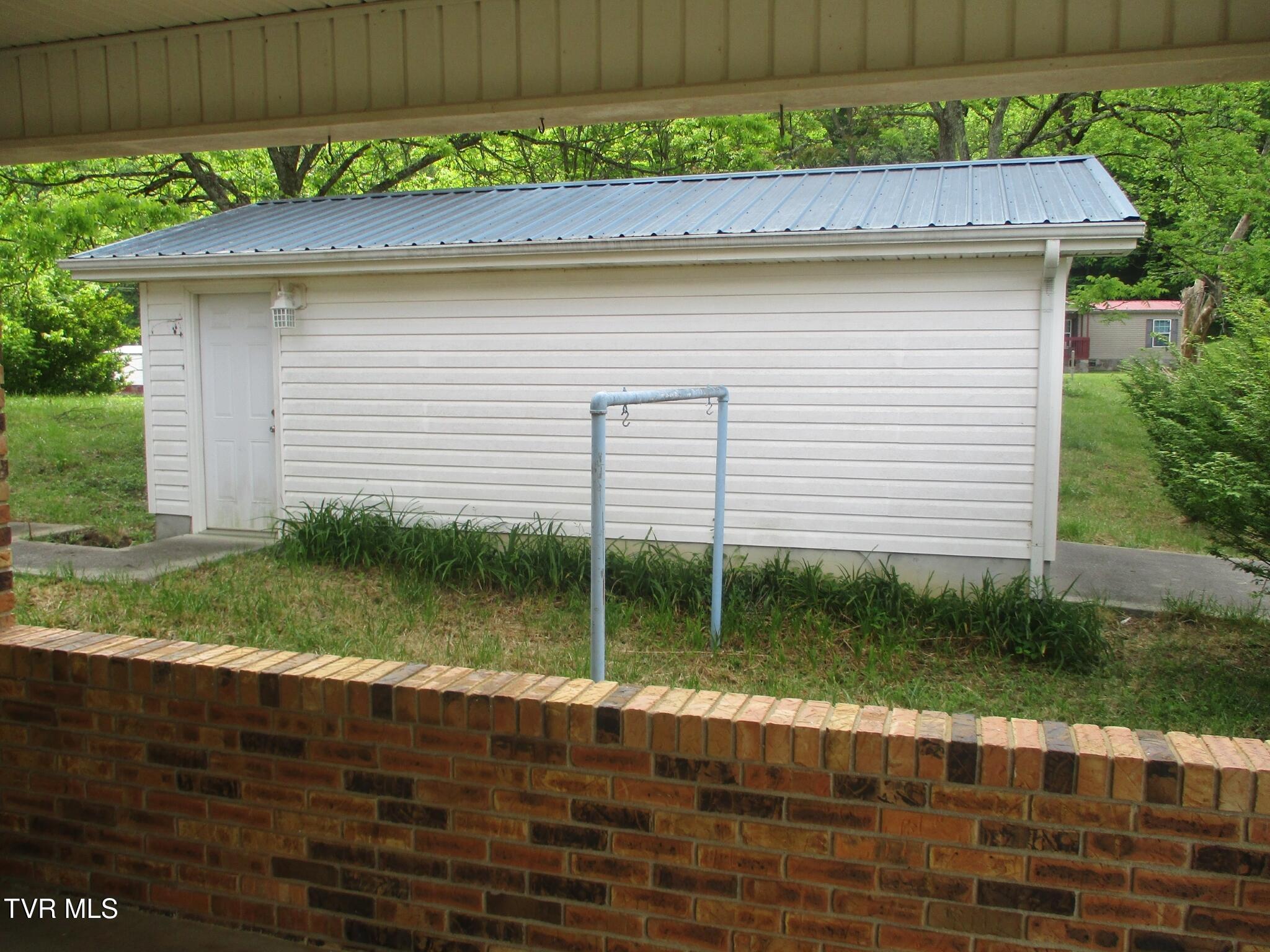 270 Forrest Road Fall Branch, TN 37656 - Photo 12 of 25 12 IMG_9320