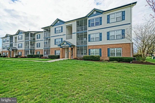 $329,900 | 17063 South Brandt Street, Unit 4303, Lewes, DE 19958