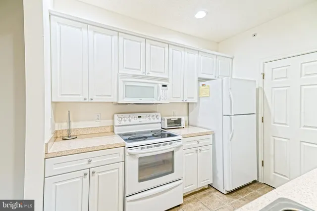 $329,900 | 17063 South Brandt Street, Unit 4303, Lewes, DE 19958