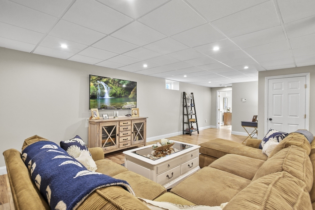 77 Town Farm Road Ipswich, MA 01938 - Photo 29 of 39 Gallery Image 29