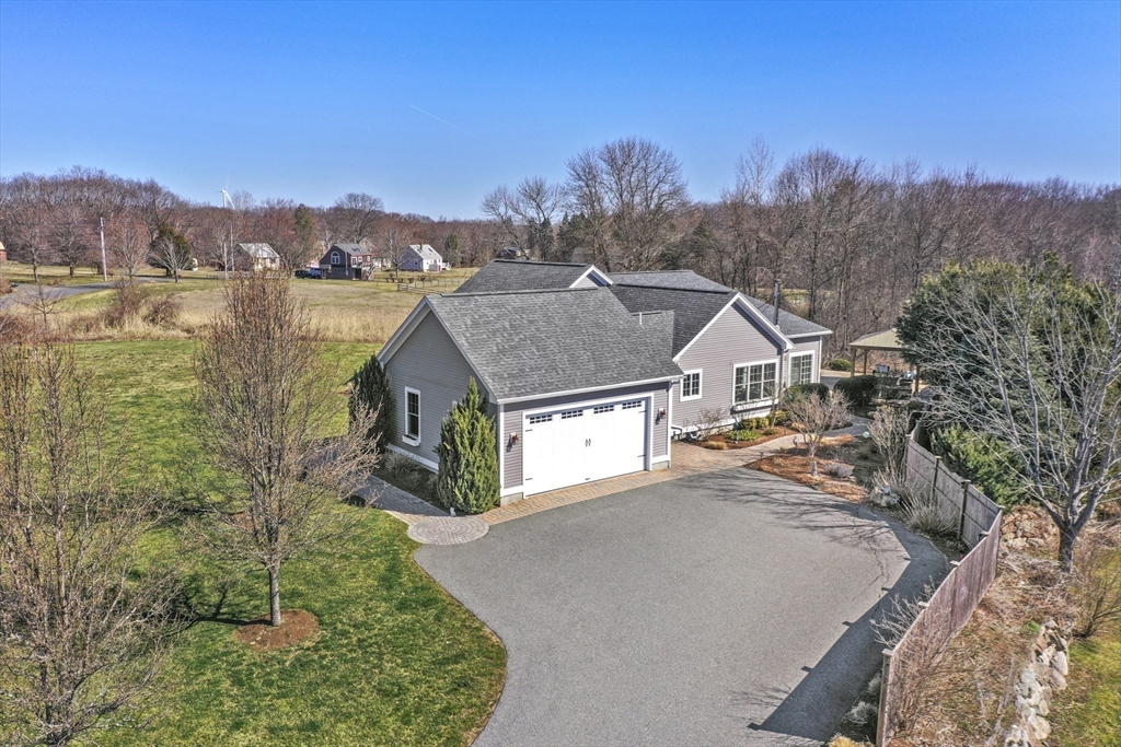77 Town Farm Road Ipswich, MA 01938 - Photo 3 of 39 Gallery Image 3