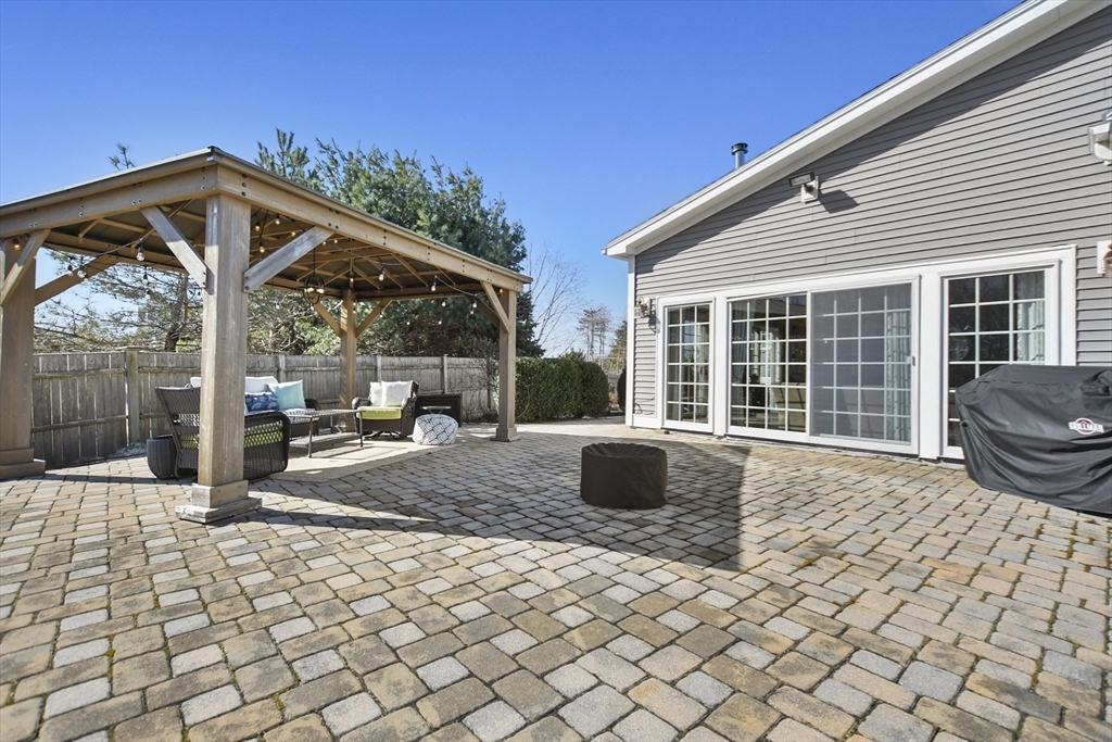 77 Town Farm Road Ipswich, MA 01938 - Photo 6 of 39 Gallery Image 6
