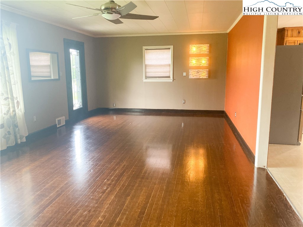 341 Collins Road Sparta, NC 28675 - Photo 7 of 37 Gallery Image 7