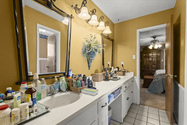 $359,000 | 2001 Longhorn Drive, Levelland, TX 79336