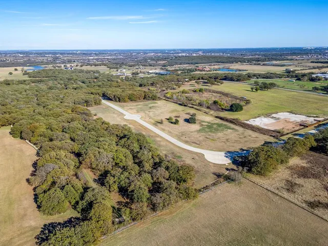 $175,000 | 10216 Belle Oak Court, Burleson, TX 76028