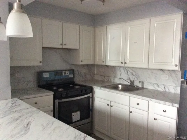 $2,150 | 44 South Bleeker Street, Unit 1B, Mount Vernon, NY 10550