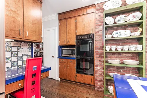 $699,000 | 12 Coldbrook Court, Cranston, RI 02920