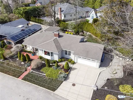 $699,000 | 12 Coldbrook Court, Cranston, RI 02920