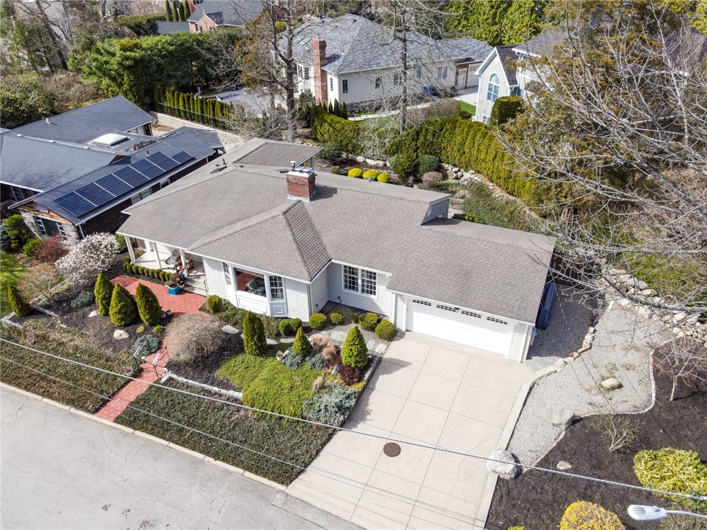 12 Coldbrook Court Cranston, RI 02920 - Photo 2 of 45