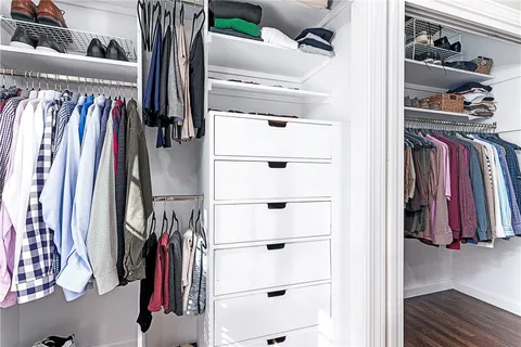 $699,000 | 12 Coldbrook Court, Cranston, RI 02920