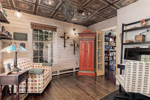 $699,000 | 12 Coldbrook Court, Cranston, RI 02920