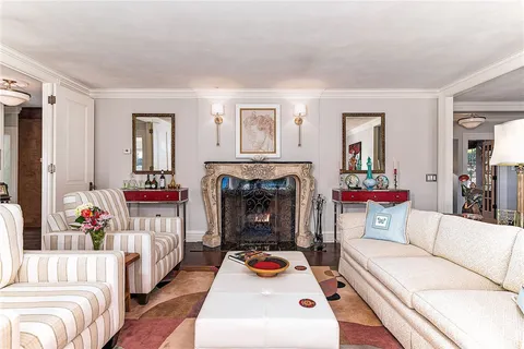 $699,000 | 12 Coldbrook Court, Cranston, RI 02920