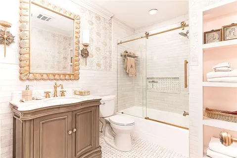 $699,000 | 12 Coldbrook Court, Cranston, RI 02920