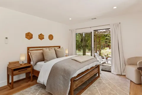 $3,950,000 | 855 Patrol Road, Woodside, CA 94062