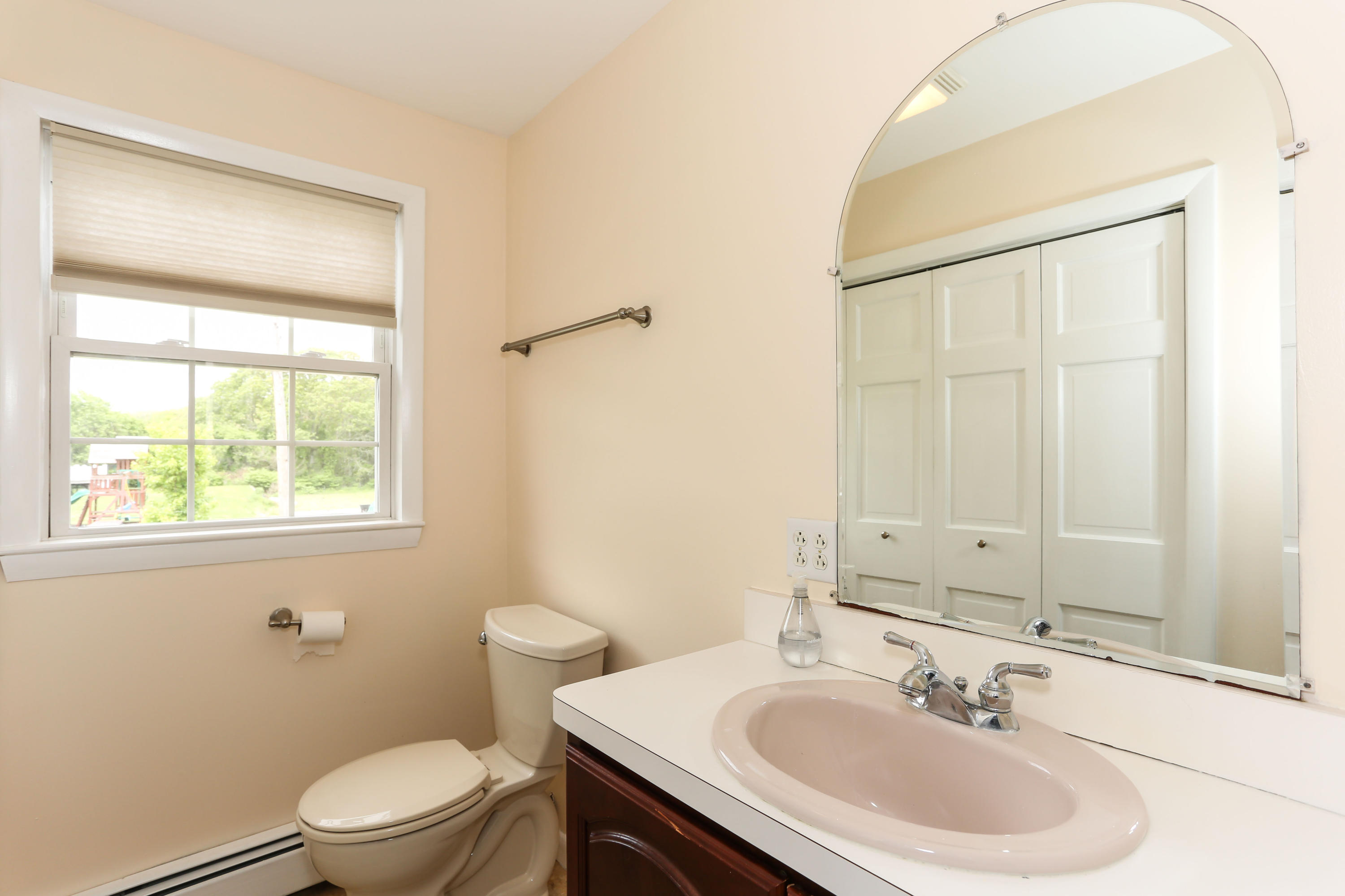 7 Sandy Road Wareham, MA 02571 - Photo 14 of 26 7SanLR-14