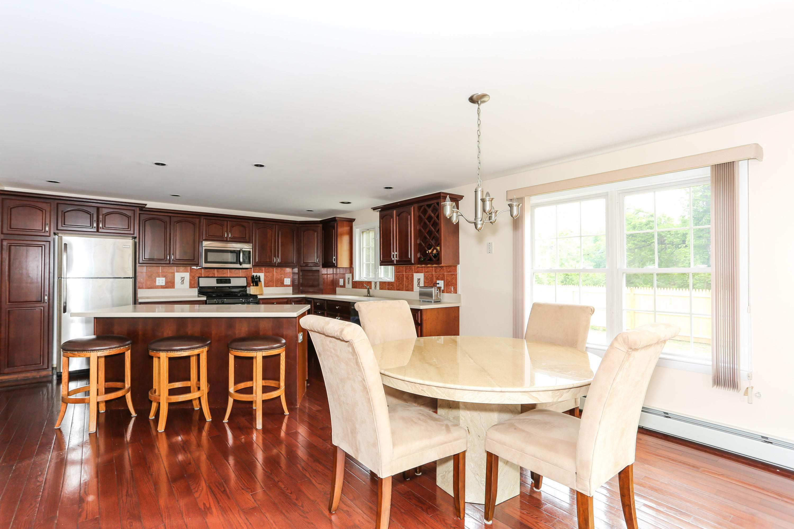 7 Sandy Road Wareham, MA 02571 - Photo 6 of 26 7SanLR-6