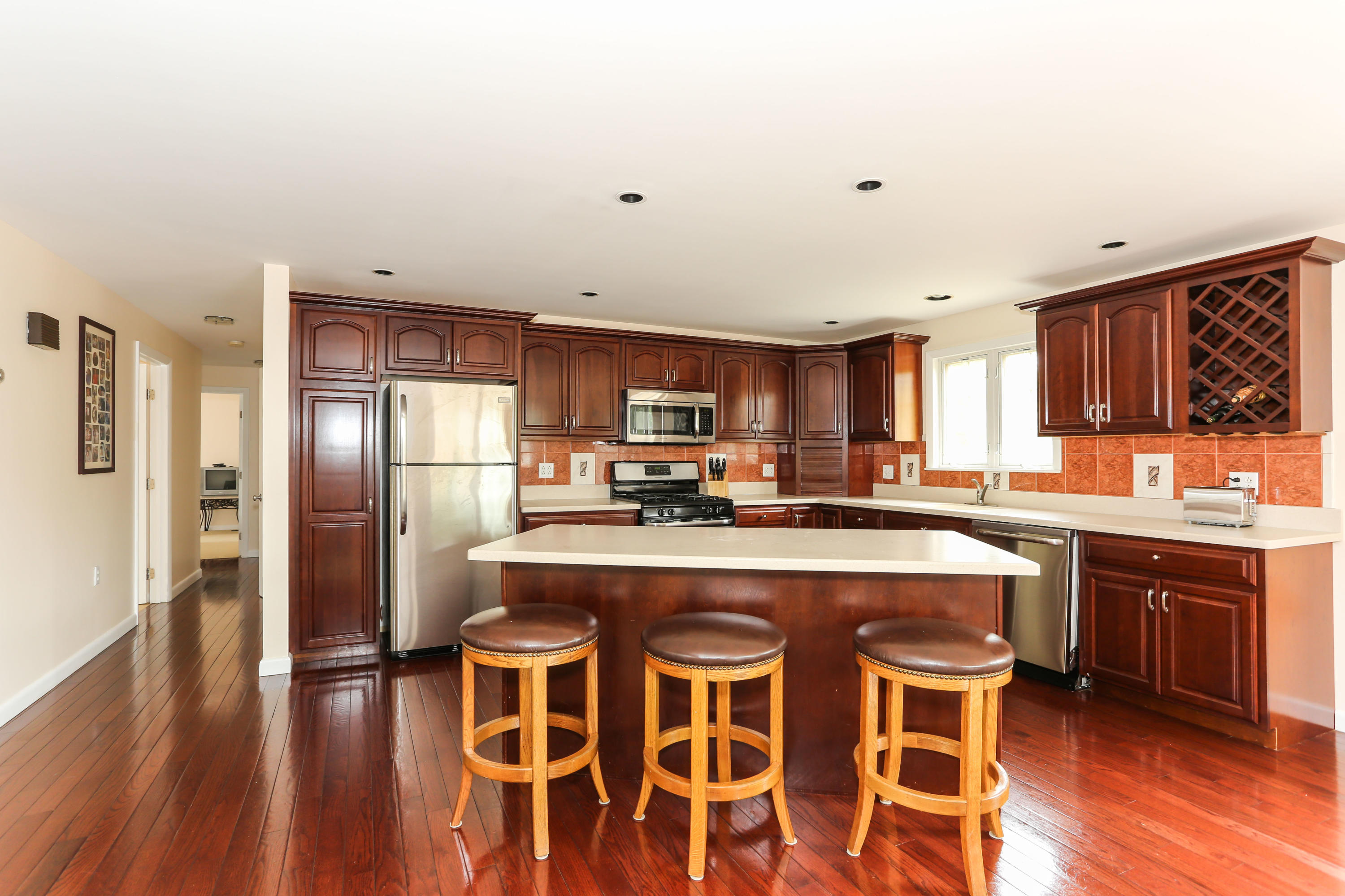 7 Sandy Road Wareham, MA 02571 - Photo 8 of 26 7SanLR-7