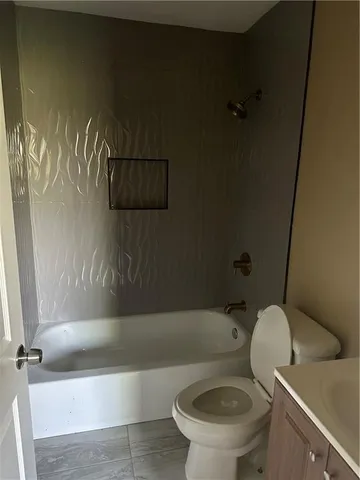 $1,600 | 1020 Sandalwood Drive, Harvey, LA 70058