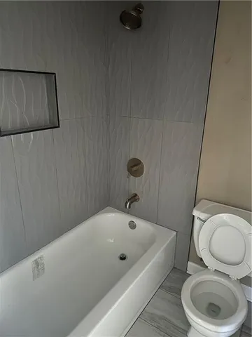 $1,600 | 1020 Sandalwood Drive, Harvey, LA 70058