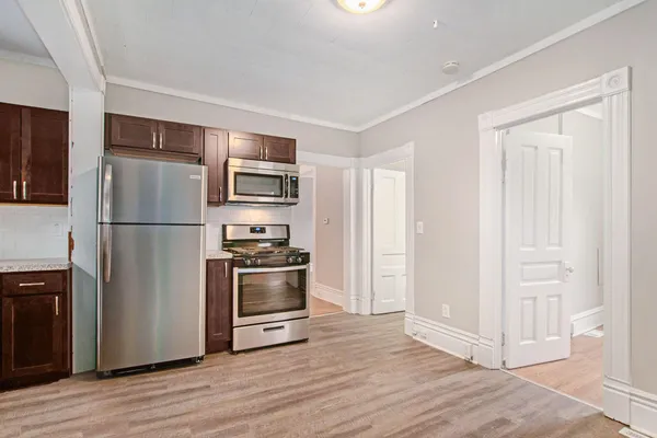 $324,900 | 1043 Bridge Street Northwest, Grand Rapids, MI 49504