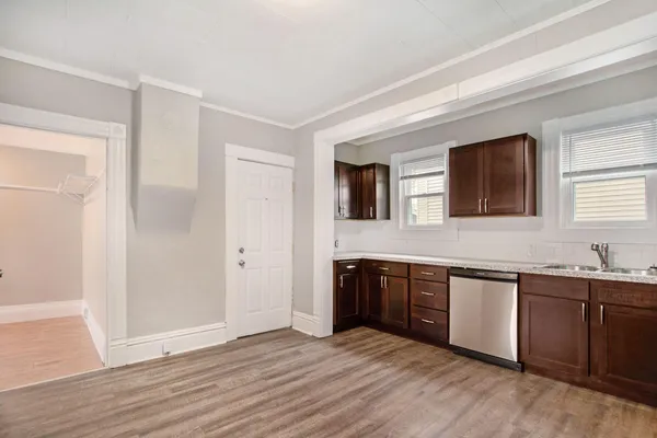 $324,900 | 1043 Bridge Street Northwest, Grand Rapids, MI 49504