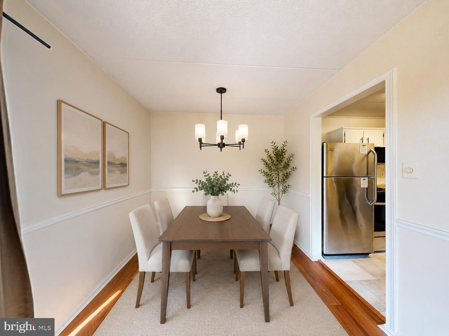 2622 Fort Farnsworth Road, Unit 216 Alexandria, VA 22303 - Photo 8 of 51 Dining Area