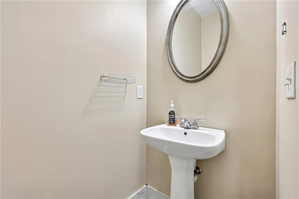 1388 Harbins Ridge Drive Norcross, GA 30093 - Photo 22 of 41