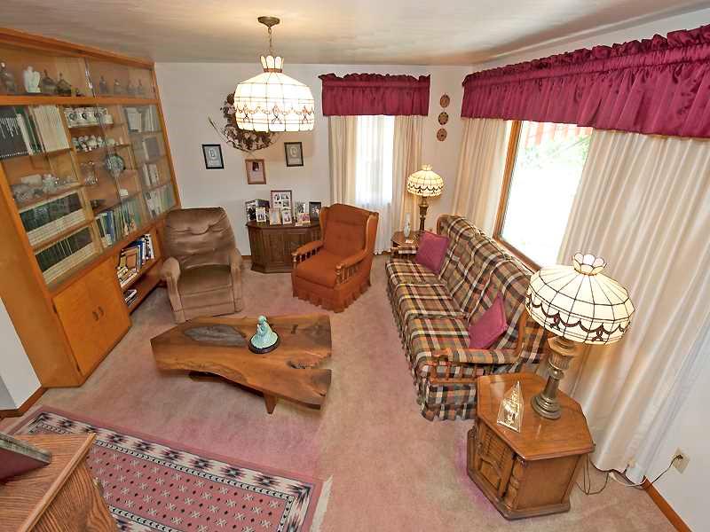 1543 Bakerstown Road Tarentum, PA 15084 - Photo 4 of 25 Living Room. Comfortable and spacious living room. Lots of natural light.