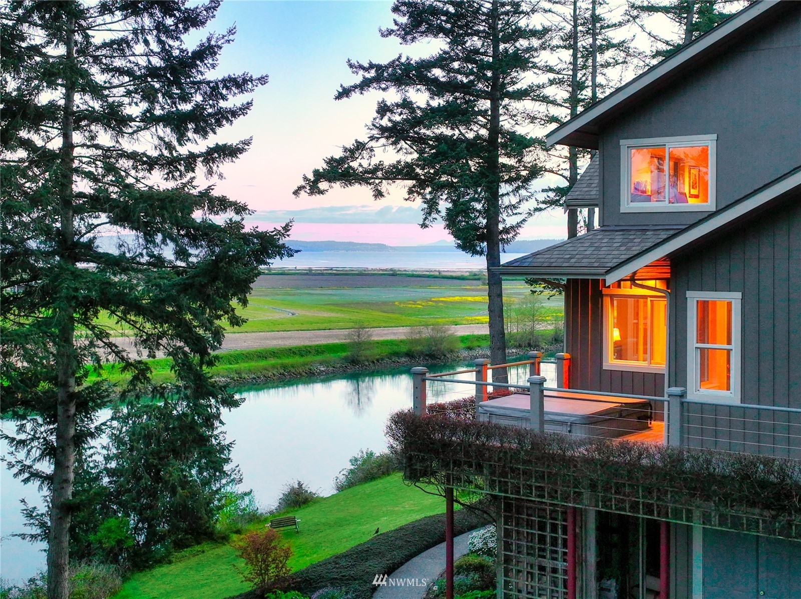 19695 Landing Road Mount Vernon, WA 98273 - Photo 2 of 40 a view of a chairs and table in the balcony