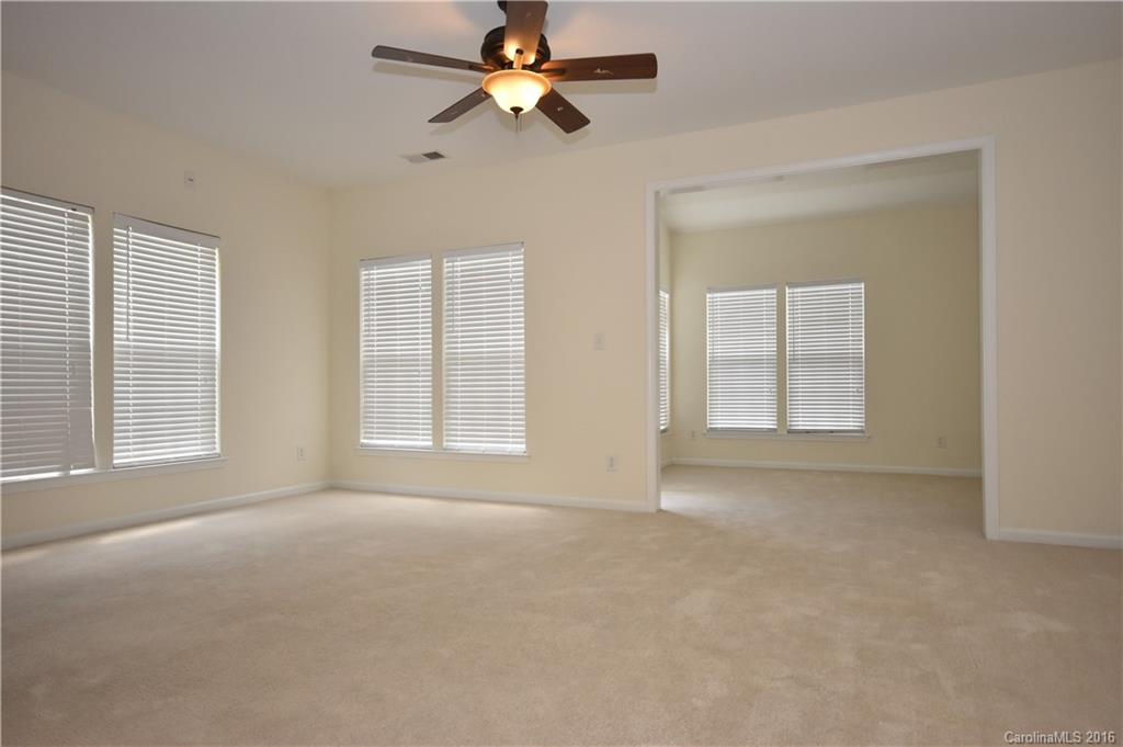 4896 Prosperity Ridge Road, Unit 4896 Charlotte, NC 28269 - Photo 4 of 22 Gallery Image 4