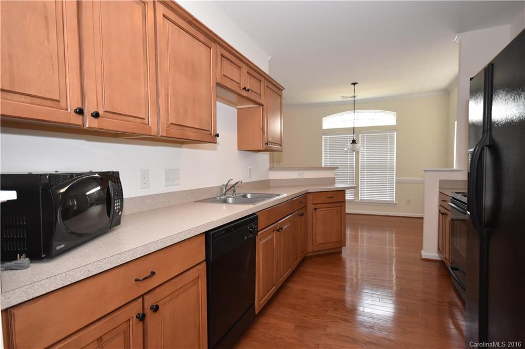4896 Prosperity Ridge Road, Unit 4896 Charlotte, NC 28269 - Photo 8 of 22 Gallery Image 8