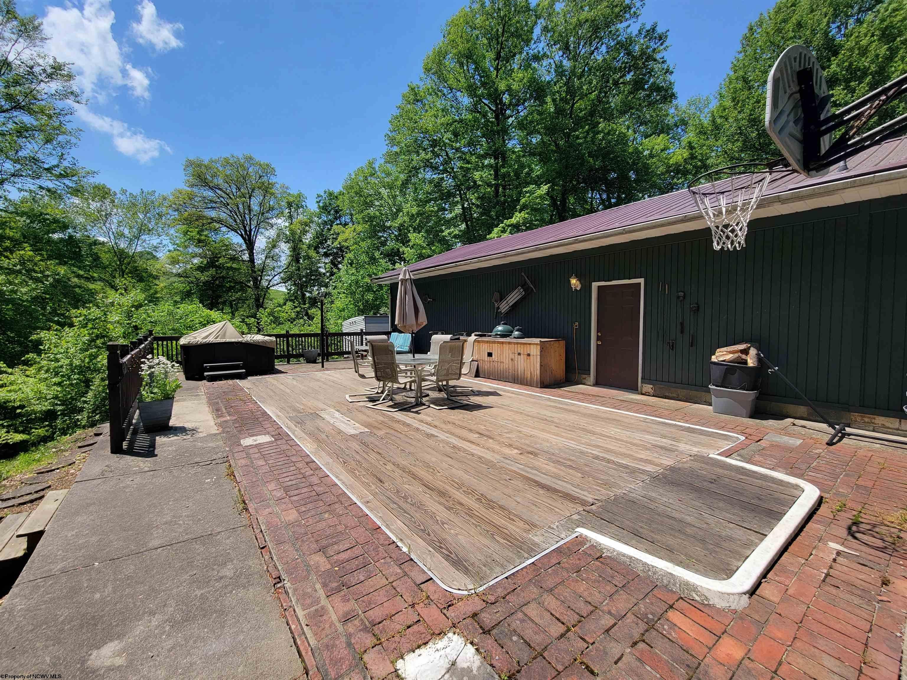 129 Valley Falls Road Fairmont, WV 26554 - Photo 7 of 30 Gallery Image 7