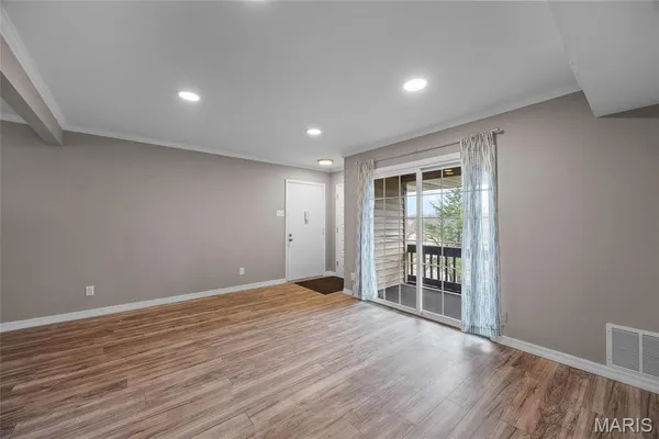 $129,900 | 1406 Durango Lane, Unit 7, Fenton, MO 63026