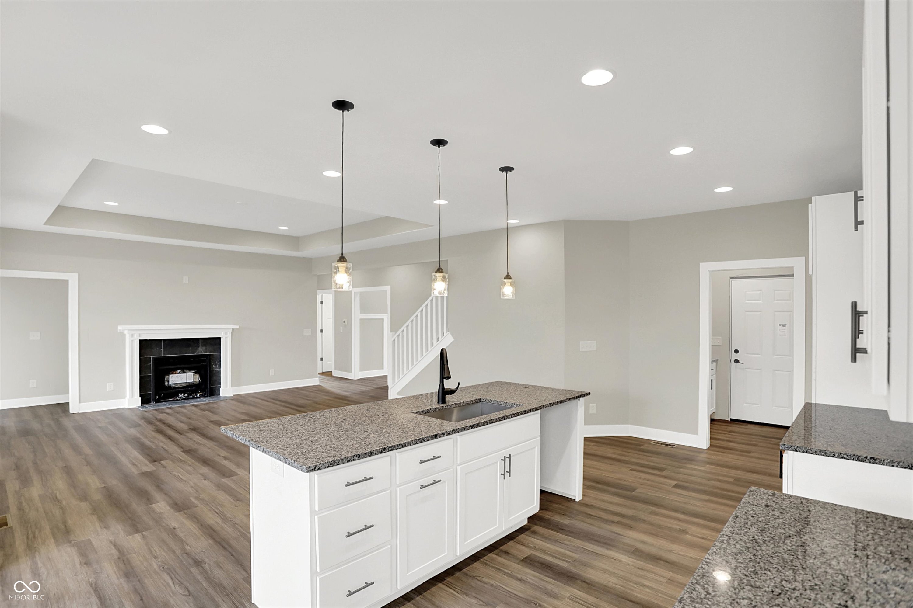 6559 Stone Pointe Way Indianapolis, IN 46237 - Photo 11 of 44