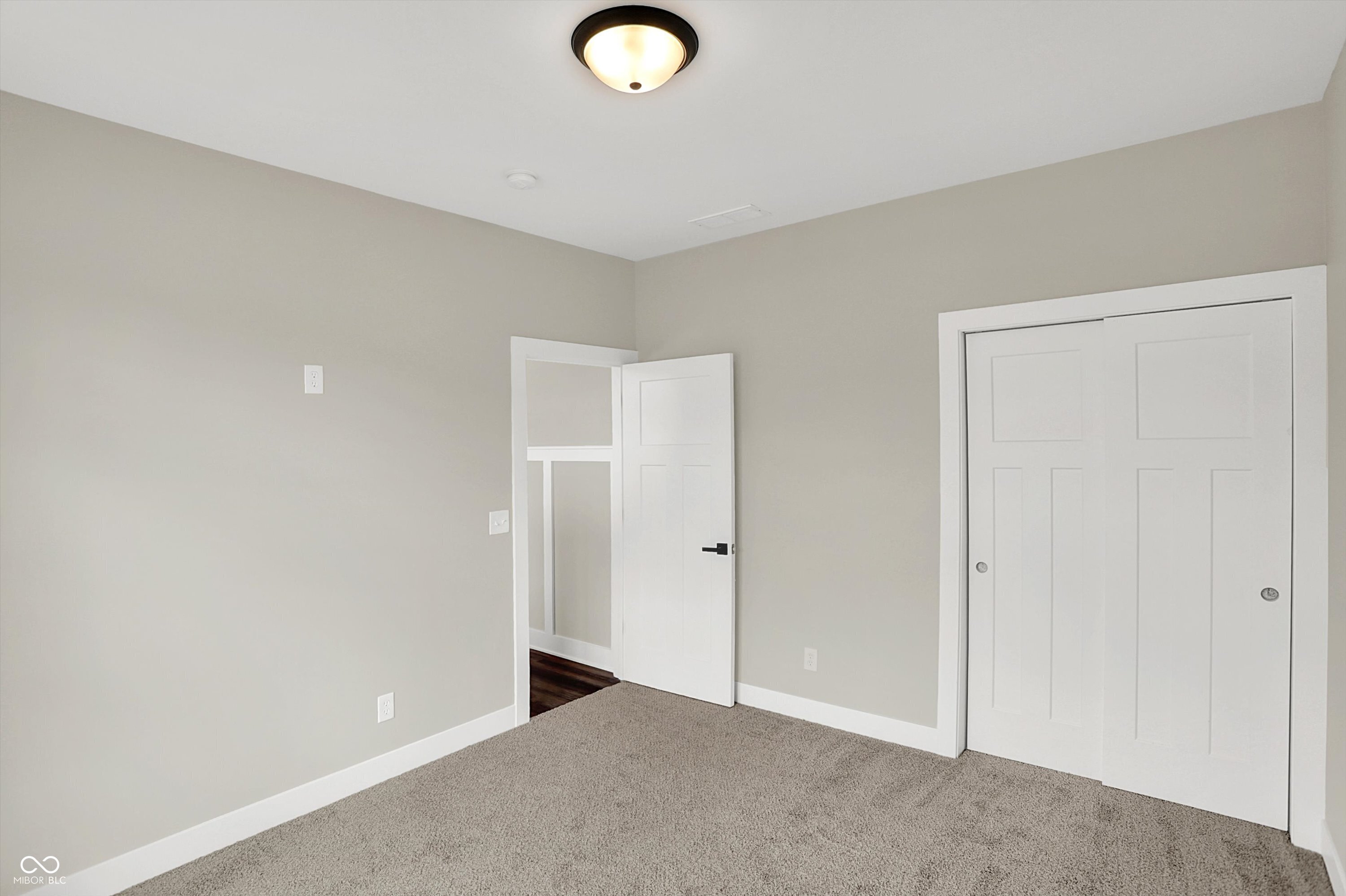 6559 Stone Pointe Way Indianapolis, IN 46237 - Photo 32 of 44