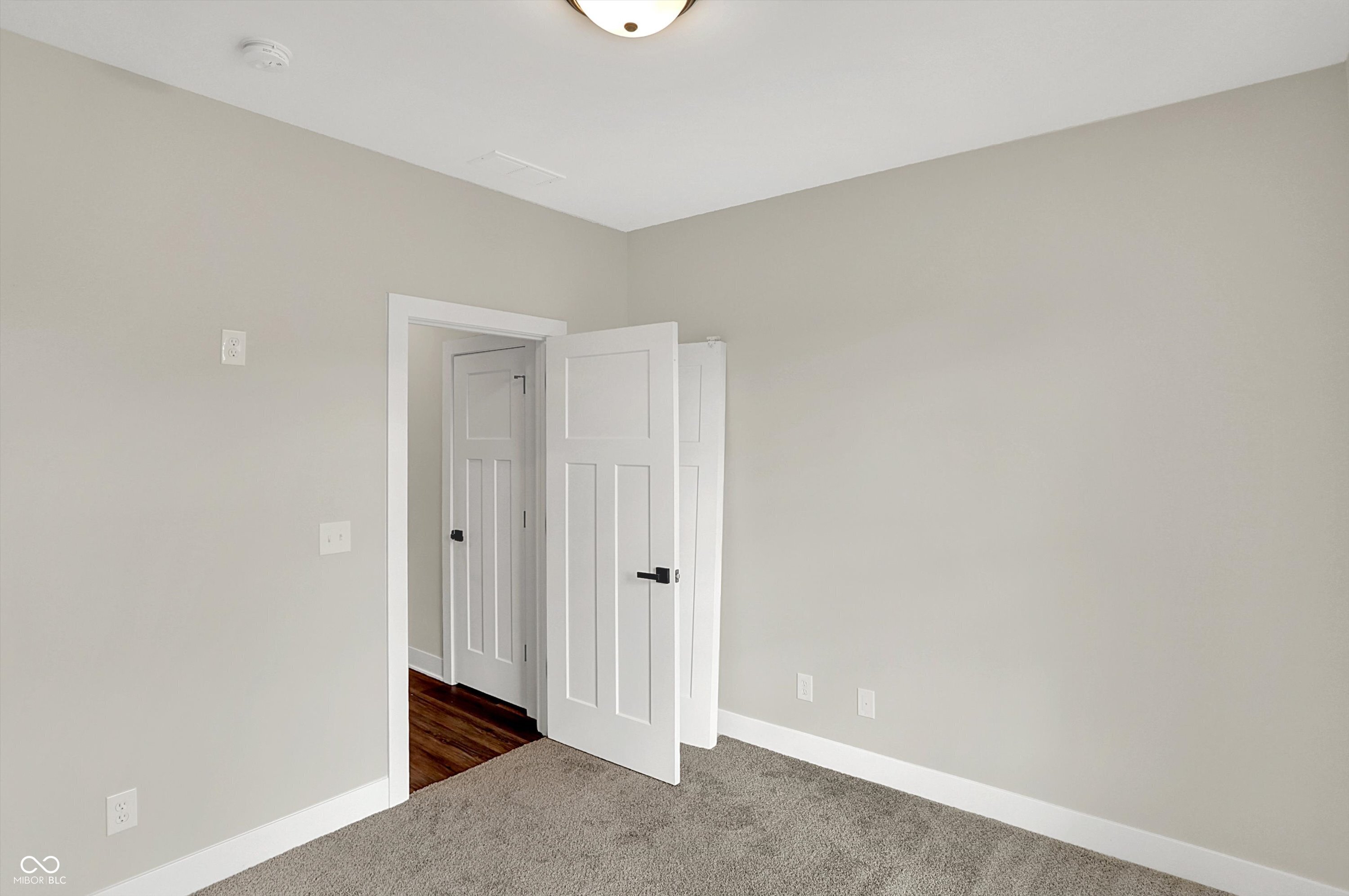 6559 Stone Pointe Way Indianapolis, IN 46237 - Photo 35 of 44